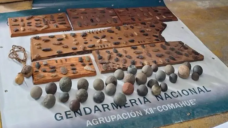 Desbaratan banda de venta ilegal del patrimonio cultural en El Bolsón 