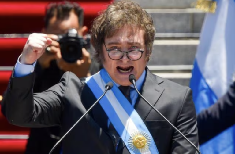 La Justicia suspendió la reforma laboral del DNU de Milei