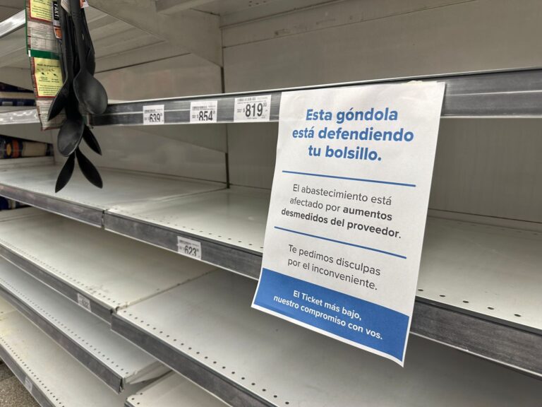 Carrefour en Trelew: Estrategia de góndolas vacías ante aumentos desmedidos de proveedores
