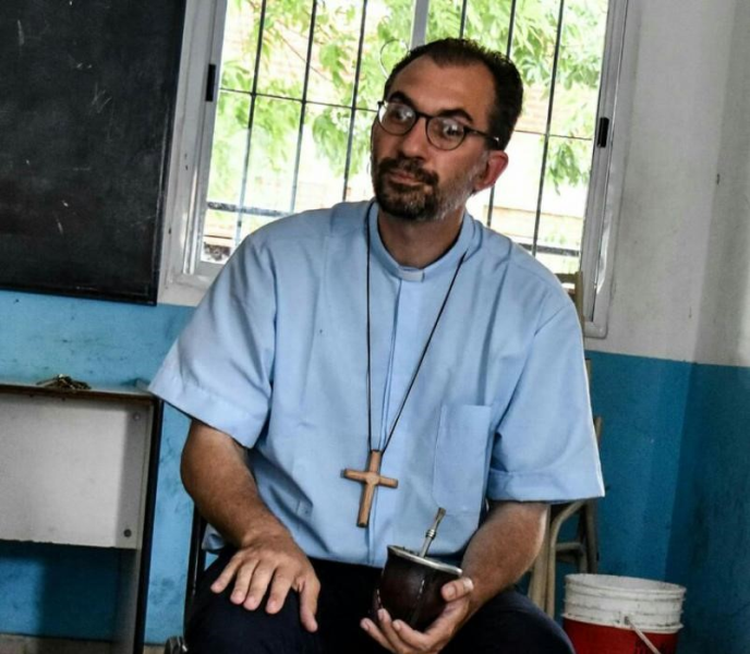 La iglesia cuestionó a Francos por dichos sobre la pobreza: «Aunque hubiera un 20% también sería escandaloso»