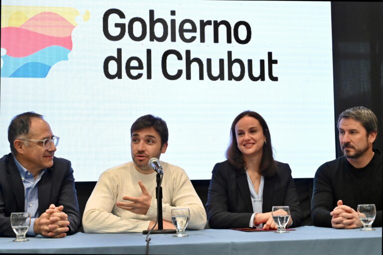 Torres: “Le estamos garantizando a cada pueblo de la provincia la posibilidad de tener una salud digna”