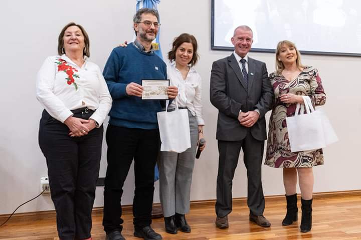 Gaiman presentó muestra histórica en la Legislatura