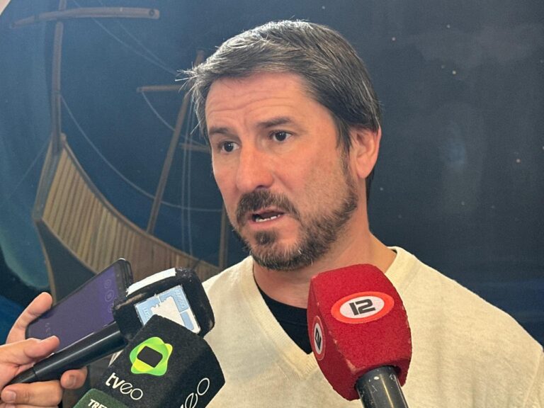 Avanzan las obras de reparación en la calle Murga en Trelew