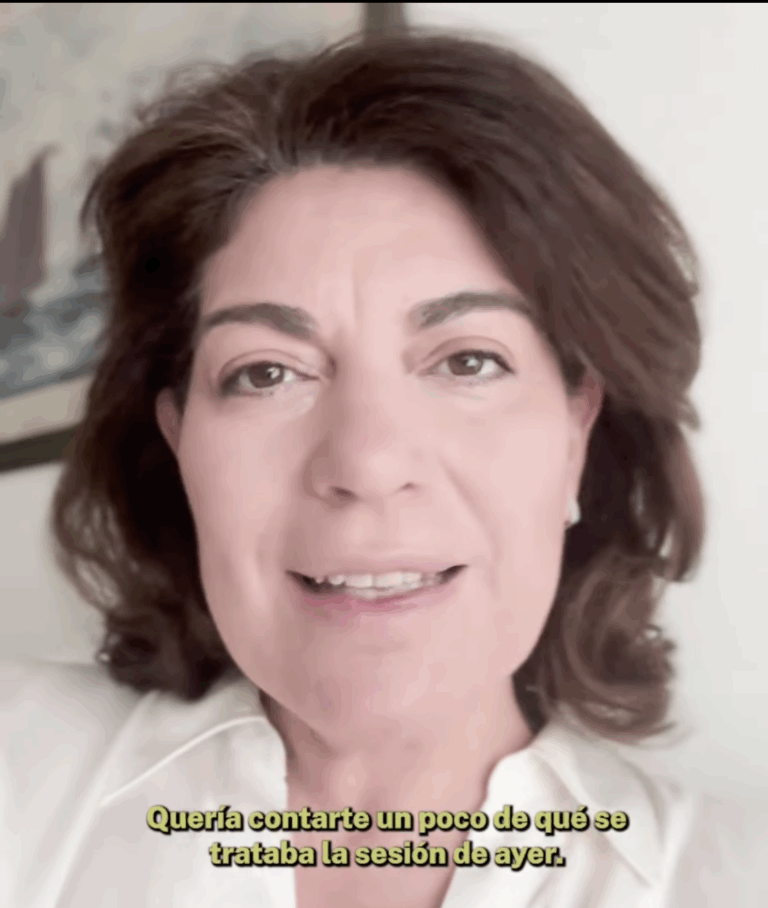 Cuestionan a Ana Clara Romero atacar la libertad de expresión