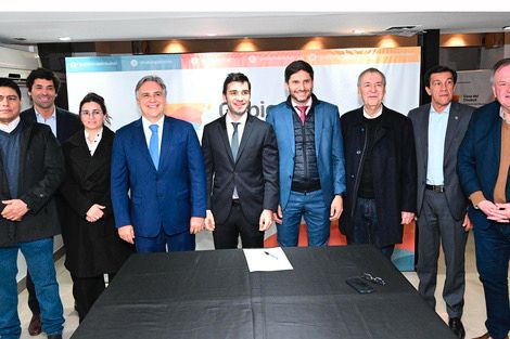 Torres se disfraza de peronismo