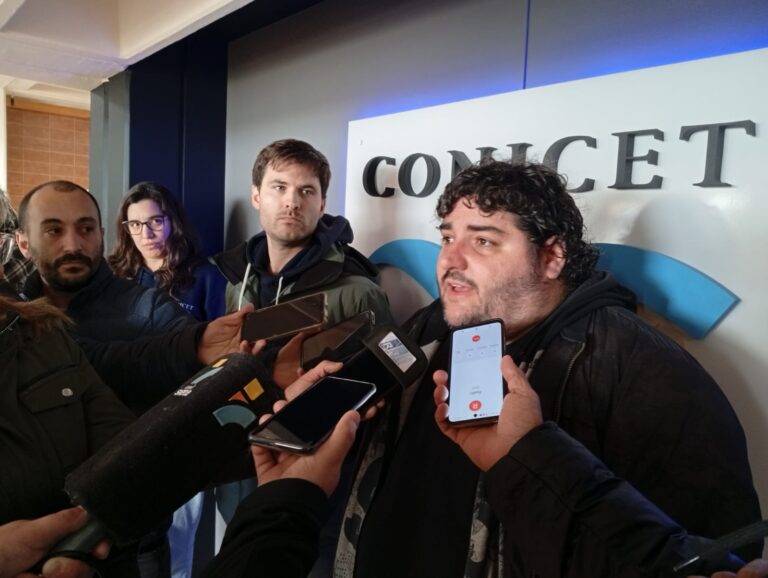 Paro en el CONICET: denuncian vaciamiento del sistema científico