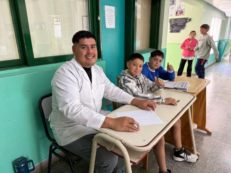 Pirámides eligió los nombres de sus orcas: Machi, Kai y Aoni