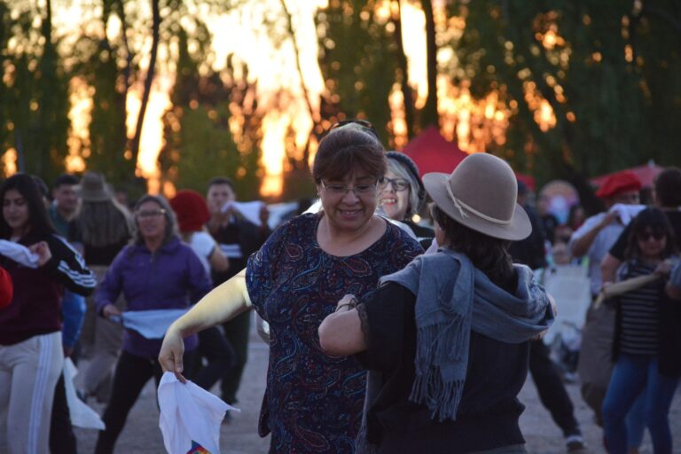 28 de Julio prepara una peña y feria nocturna con música, artesanos y entrada libre