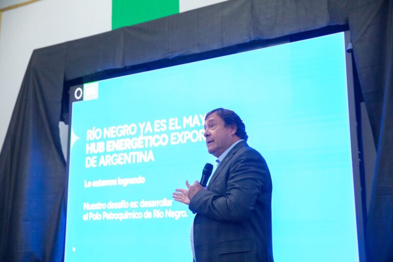 Argentina GNL: un acuerdo histórico entre YPF y Río Negro