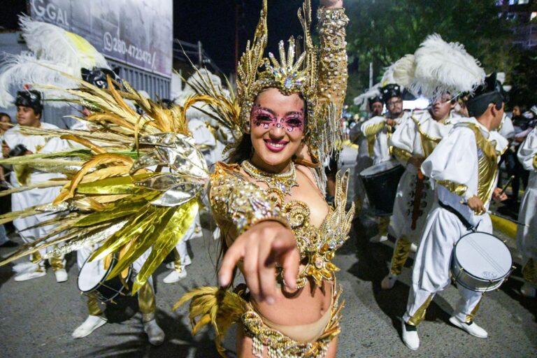 Carnaval del Mar: Puerto Madryn celebra este lunes en la costanera