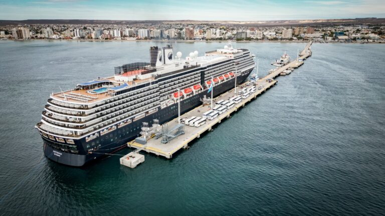 El crucero Oosterdam realizó su última visita a Puerto Madryn